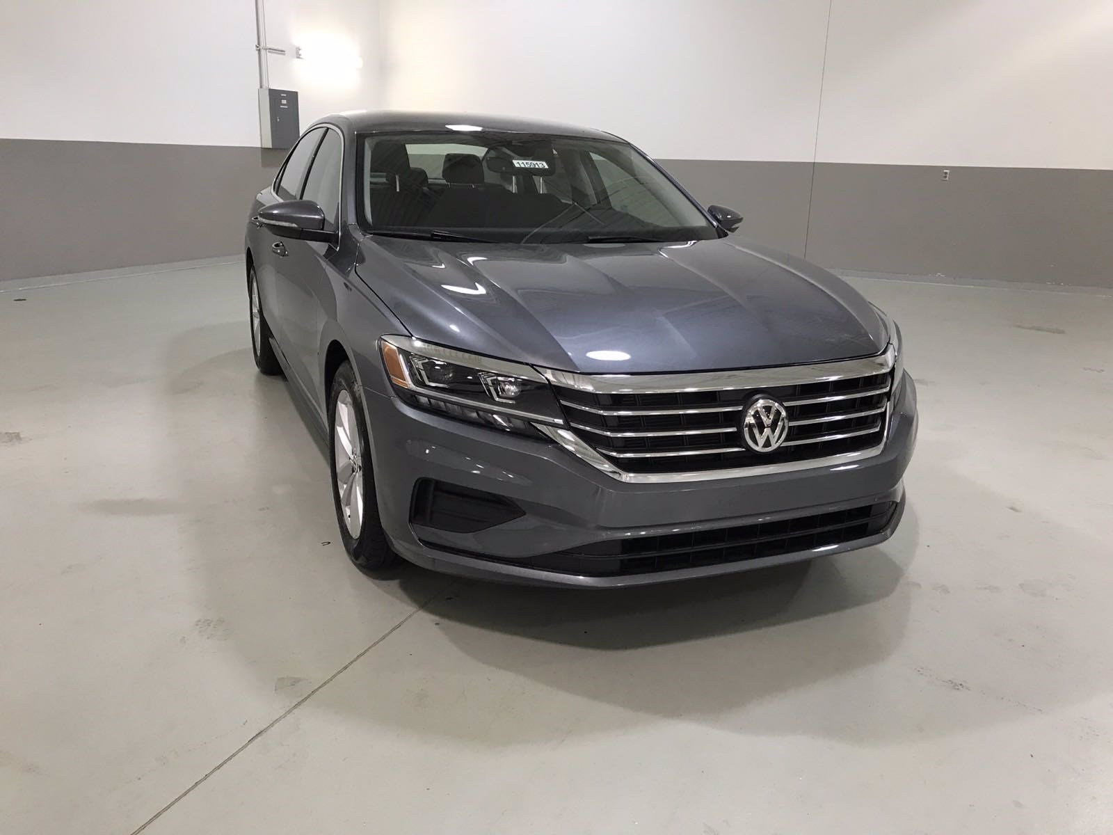 New 2020 Volkswagen Passat 2.0T SE 4dr Car