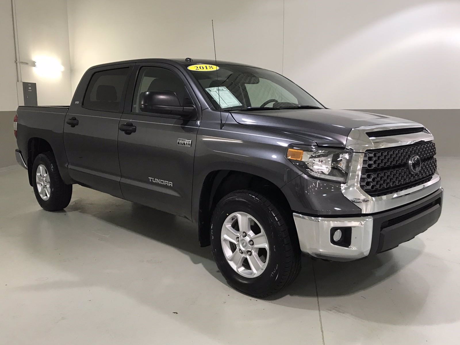 Pre-Owned 2018 Toyota Tundra 4WD SR5 Crew Cab Pickup