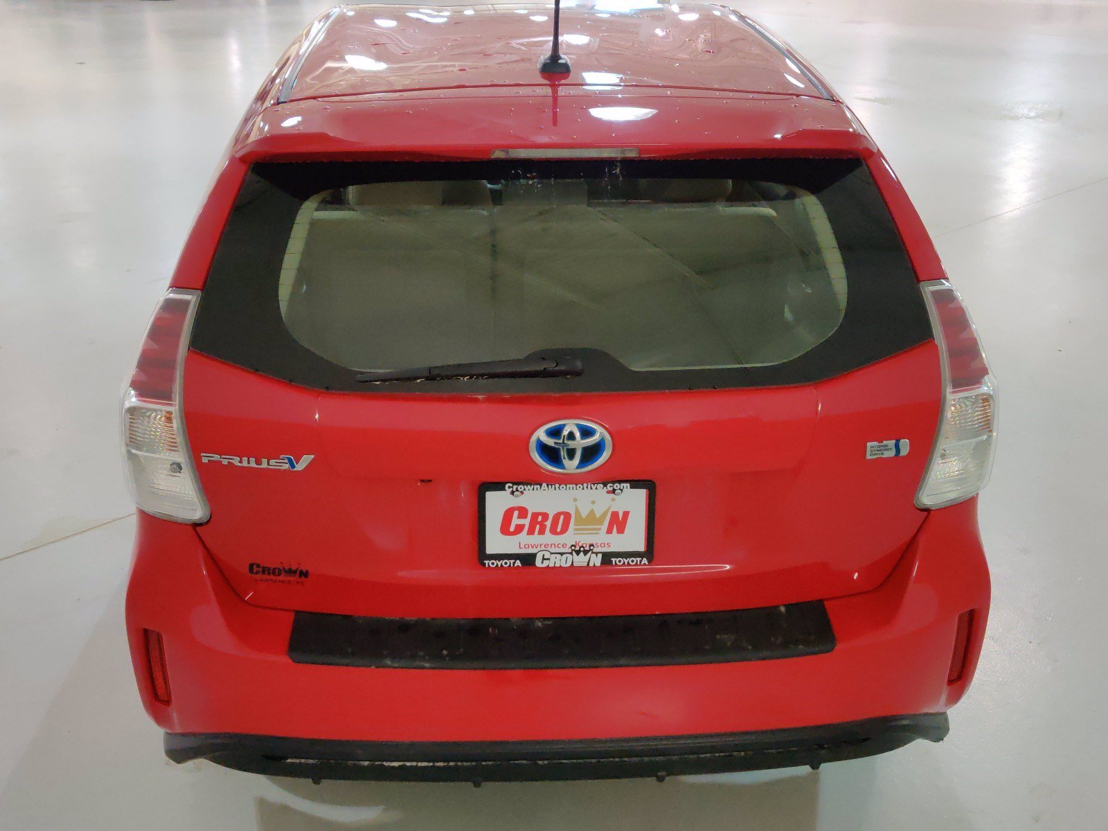 Pre-Owned 2015 Toyota Prius V Four Station Wagon