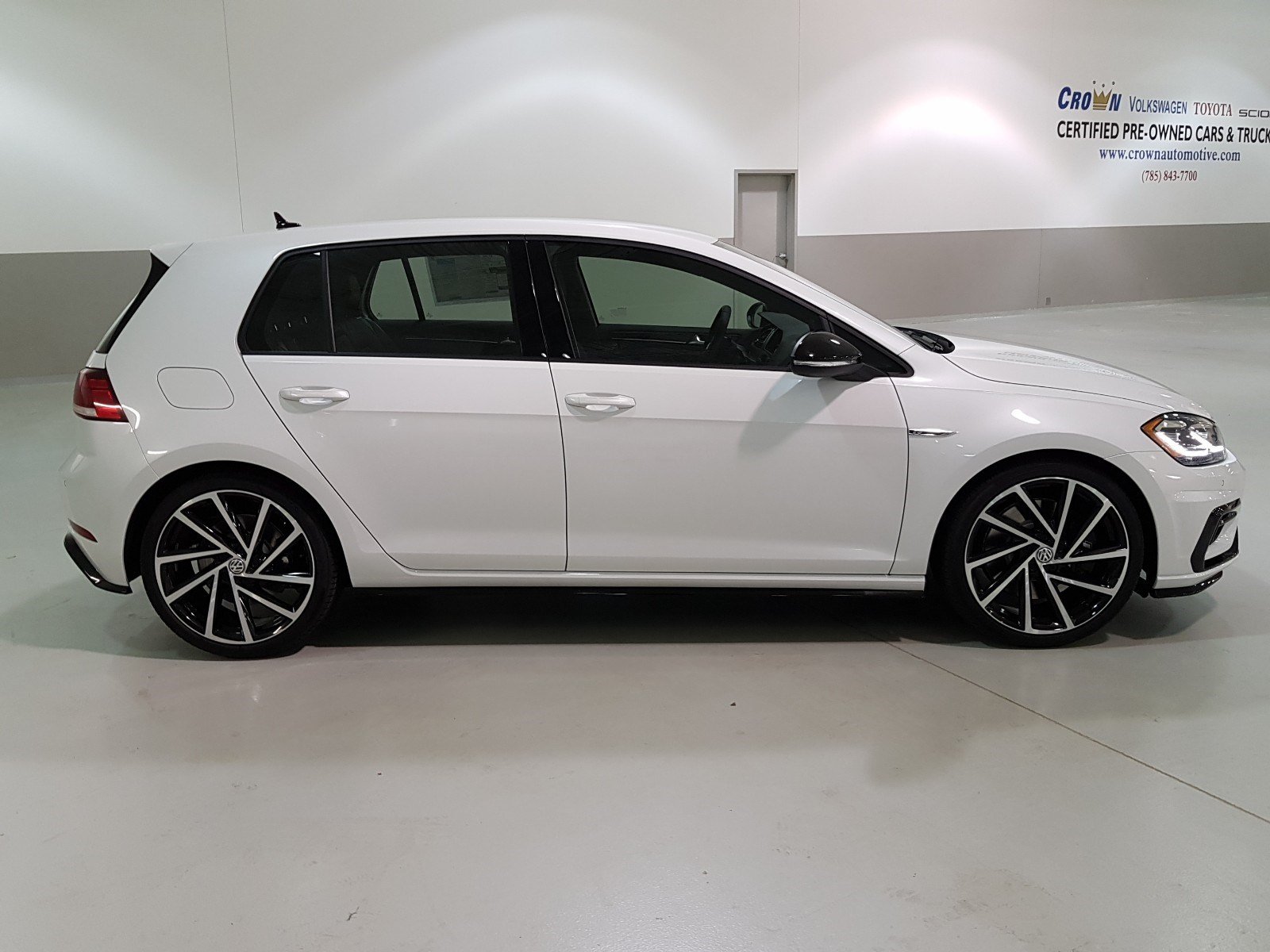 New 2019 Volkswagen Golf R Hatchback